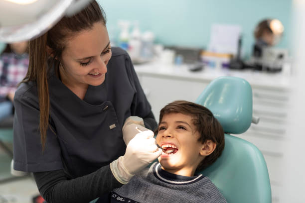 Best Emergency Tooth Extraction in Necedah, WI